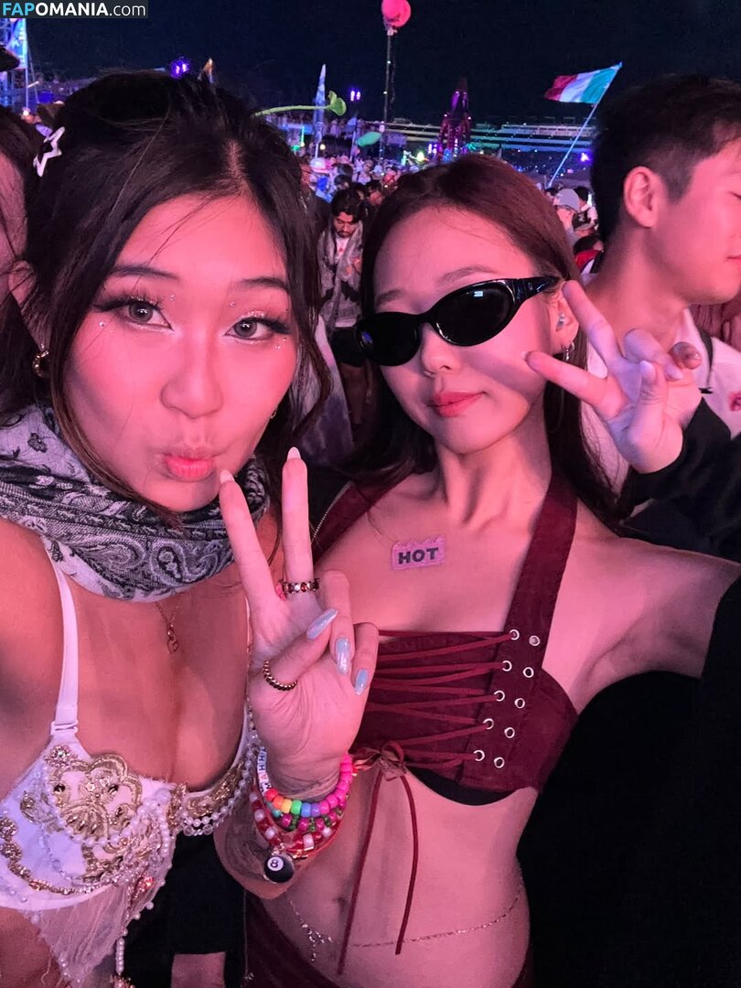 AGirlAndAGame / Jessica / jessicahkim / jessicanigri / kaburbank Naakt OnlyFans  Gelekte foto #953