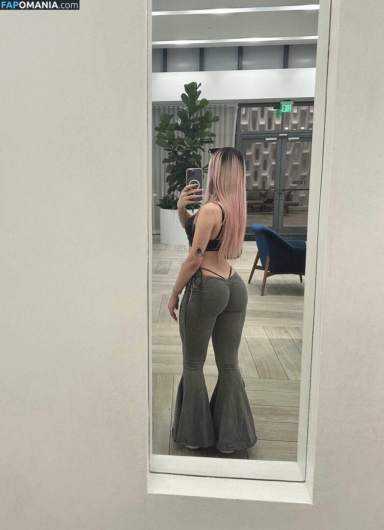 Jilikat Naakt OnlyFans  Gelekte foto #23