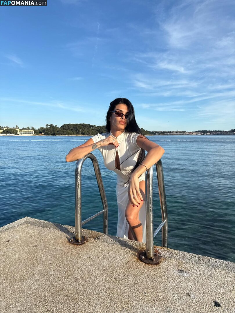 Jovana Djordjevic / callmelolita Naakt OnlyFans  Gelekte foto #4