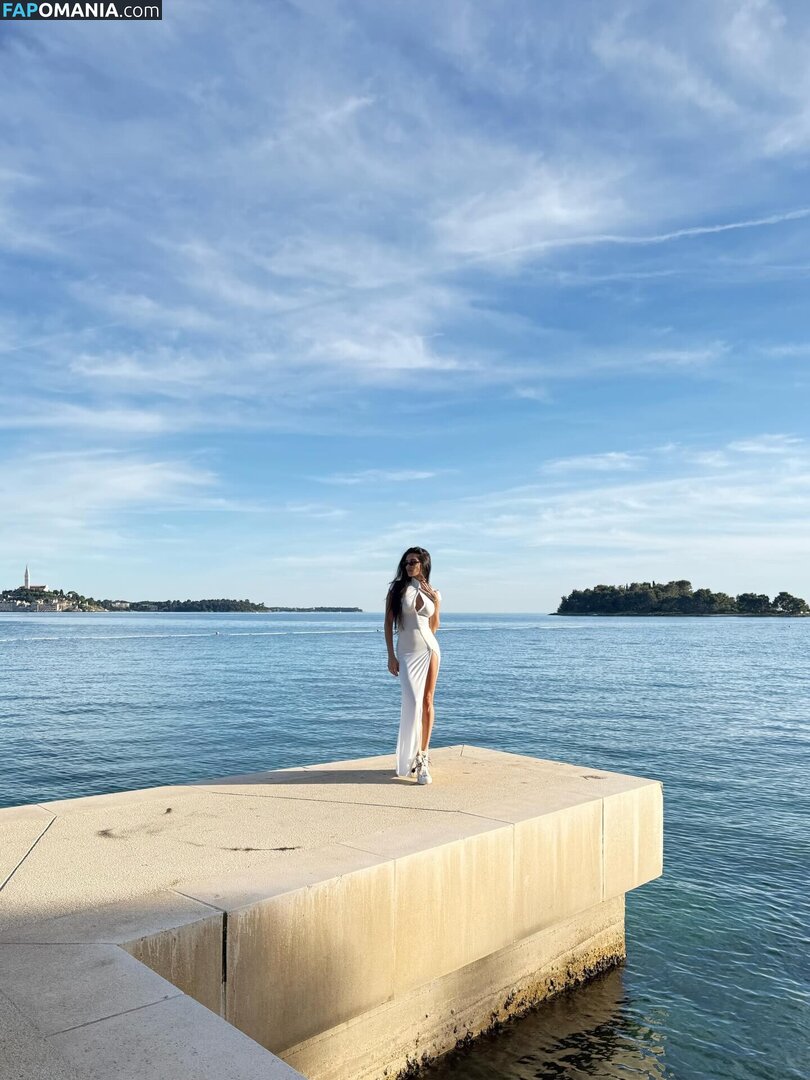 Jovana Djordjevic / callmelolita Naakt OnlyFans  Gelekte foto #6