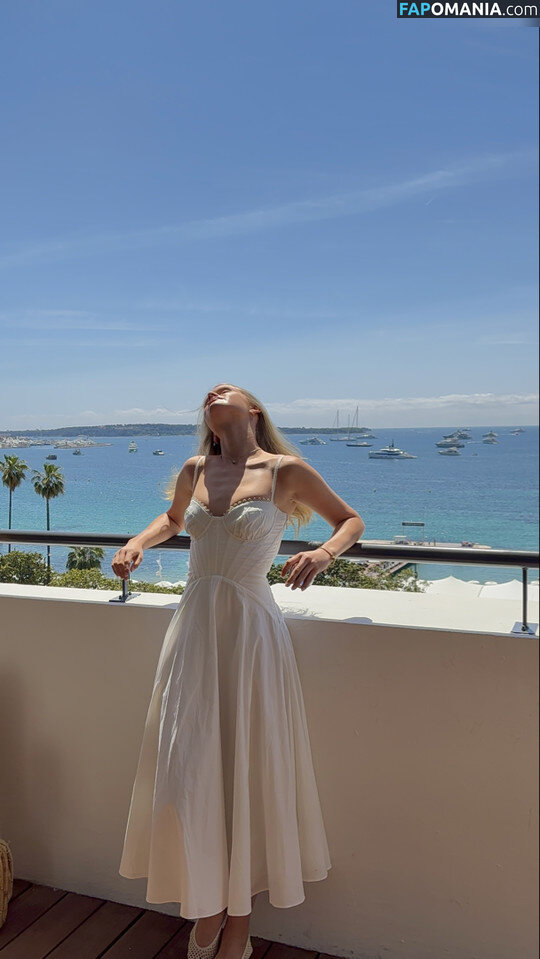 Jule Jensen Naakt OnlyFans  Gelekte foto #3