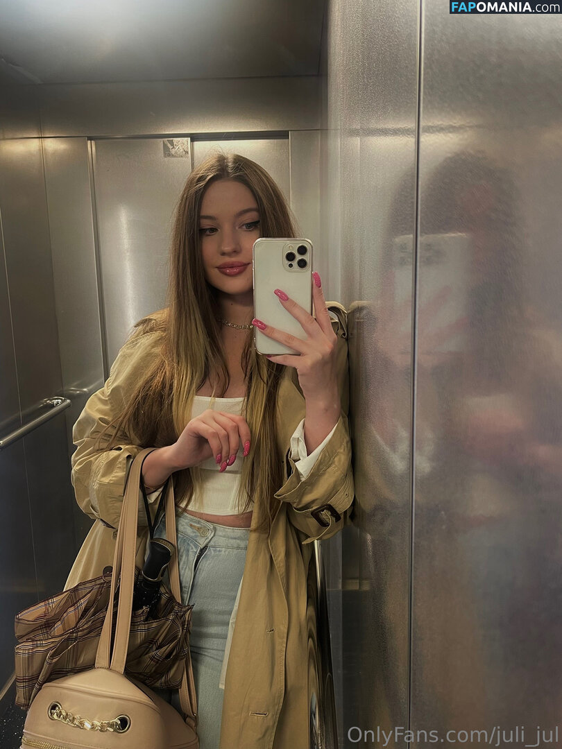 juli_jul / juli_jul_ Naakt OnlyFans  Gelekte foto #6