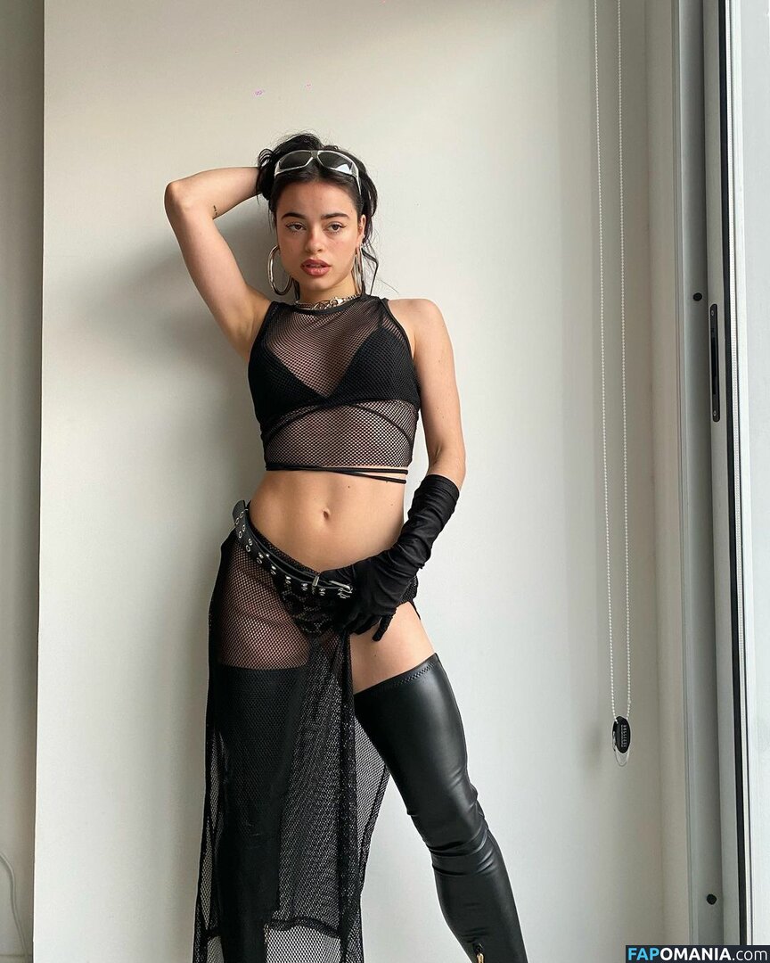 Juli Savioli / julisavioli Naakt OnlyFans  Gelekte foto #39