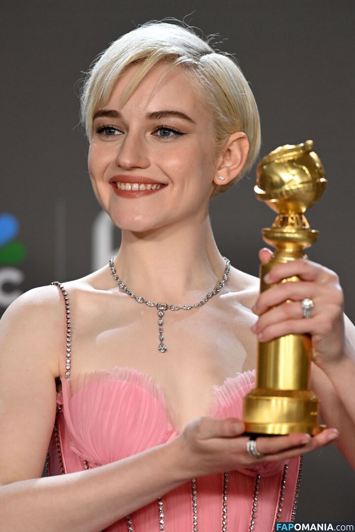 Julia Garner / juliagarnerofficial / ztyg_29 Naakt OnlyFans  Gelekte foto #1