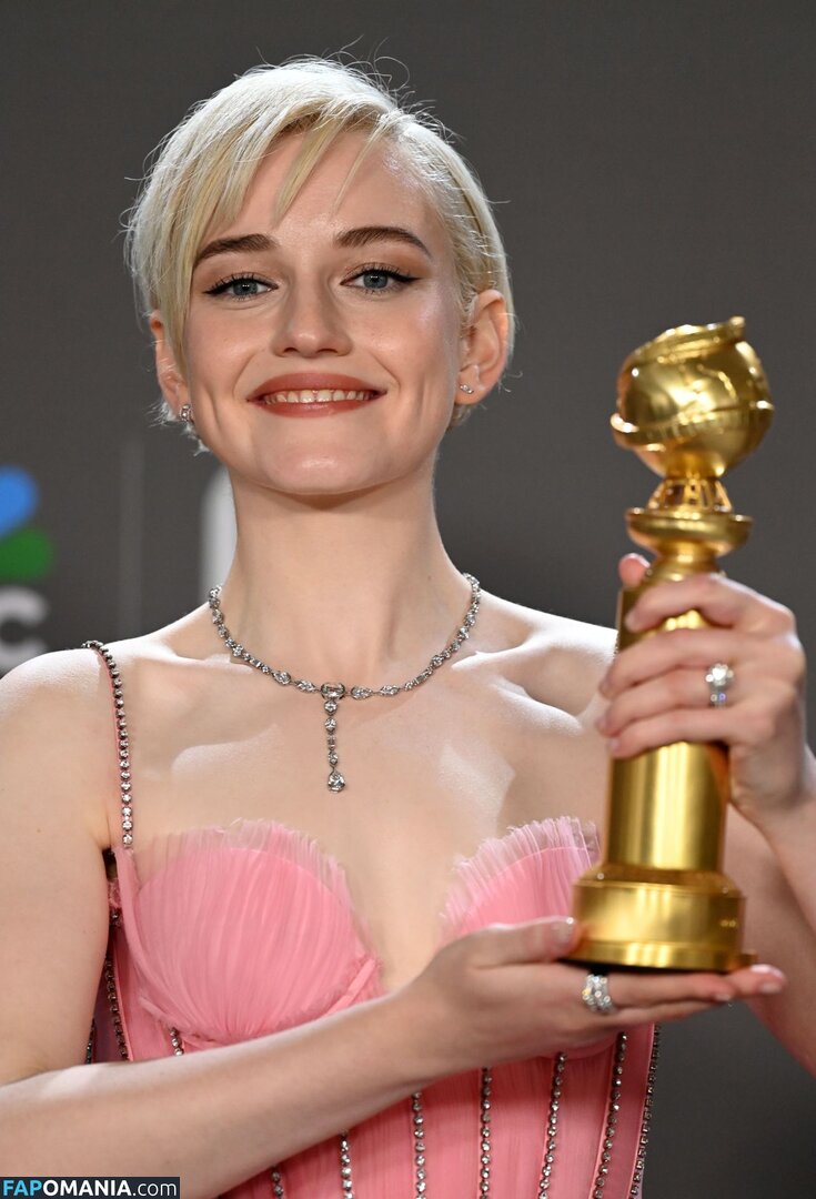 Julia Garner / juliagarnerofficial / ztyg_29 Naakt OnlyFans  Gelekte foto #3