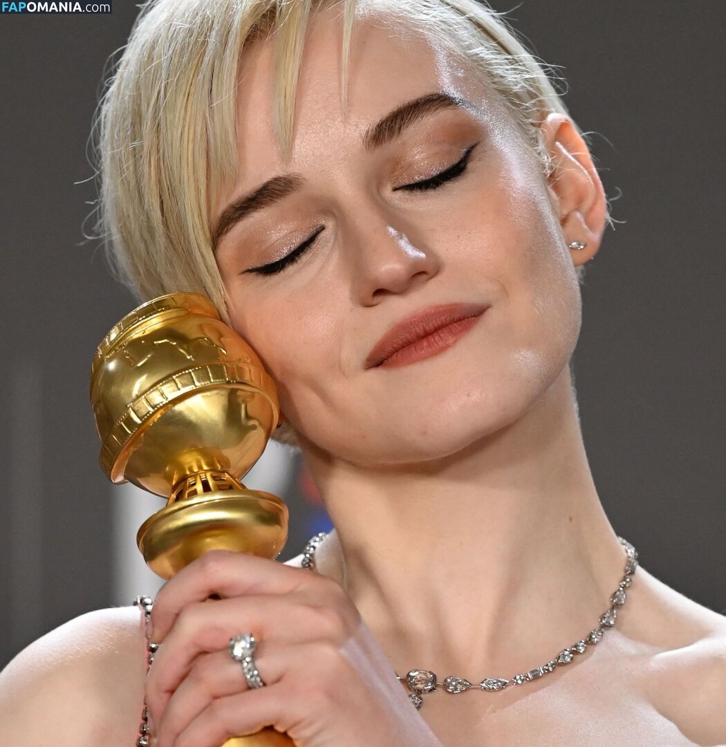 Julia Garner / juliagarnerofficial / ztyg_29 Naakt OnlyFans  Gelekte foto #11