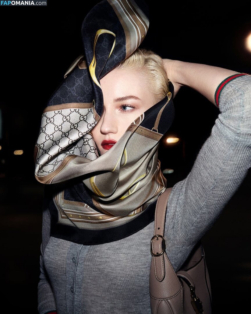 Julia Garner / juliagarnerofficial / ztyg_29 Naakt OnlyFans  Gelekte foto #16