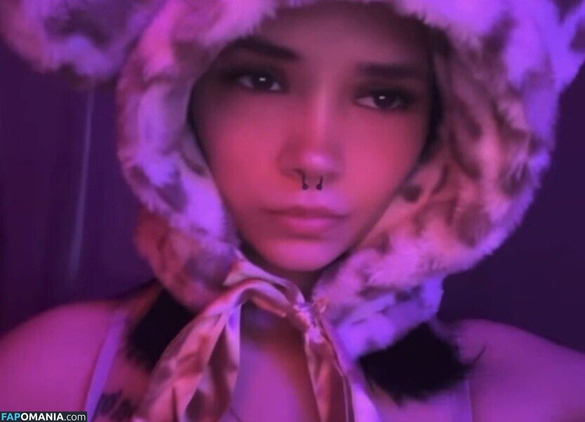 Julia Graham / https: / teasingmoon / teasingmoon... / temptedevil / temptedevil... Naakt OnlyFans  Gelekte foto #2