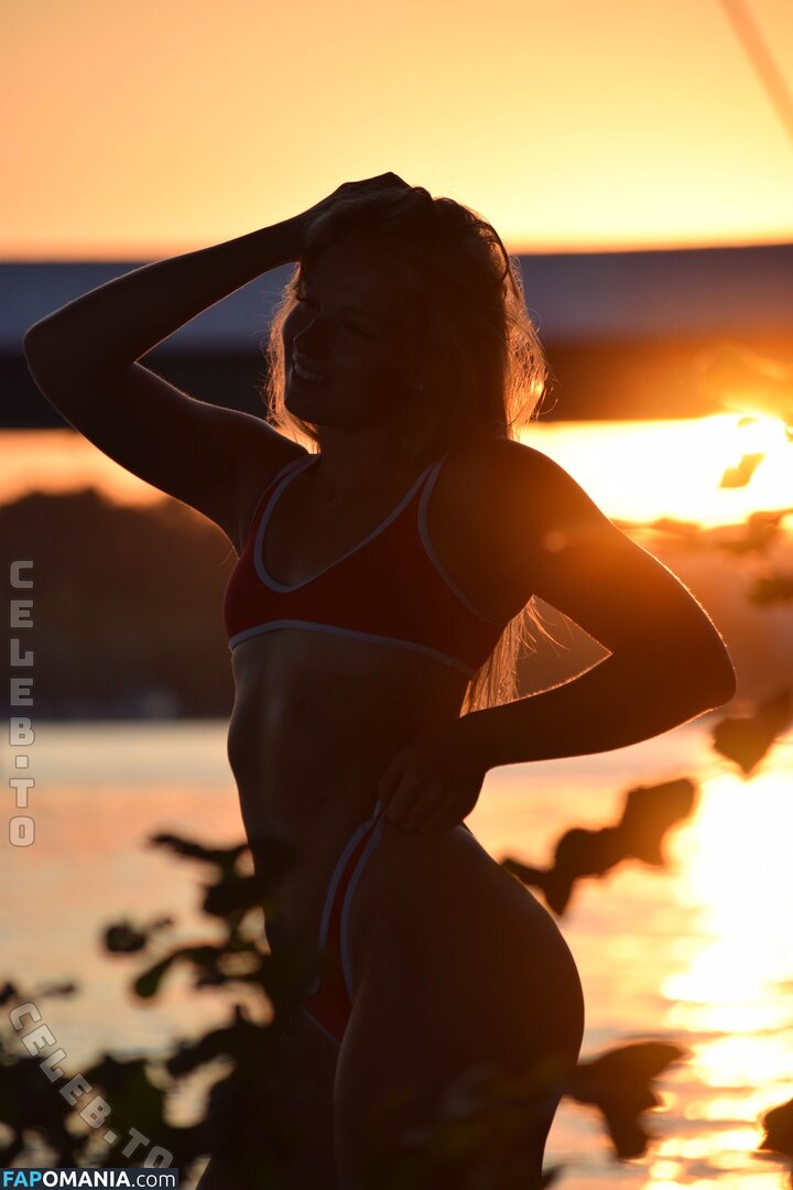 Julia Haas / julia__haas Naakt OnlyFans  Gelekte foto #1