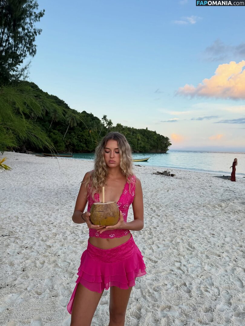 Julia Helena / ju.valenga Naakt OnlyFans  Gelekte foto #19