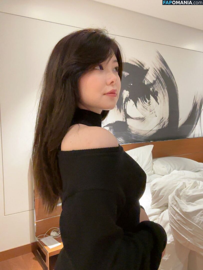 Júlia Nakamura / Mayumi / jumayumin1 Naakt OnlyFans  Gelekte foto #1