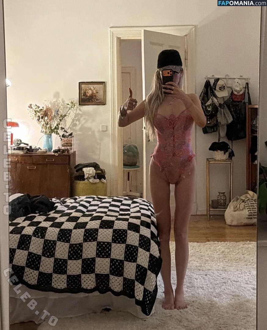 Julia Wulf / juleslw / julesslw Naakt OnlyFans  Gelekte foto #22