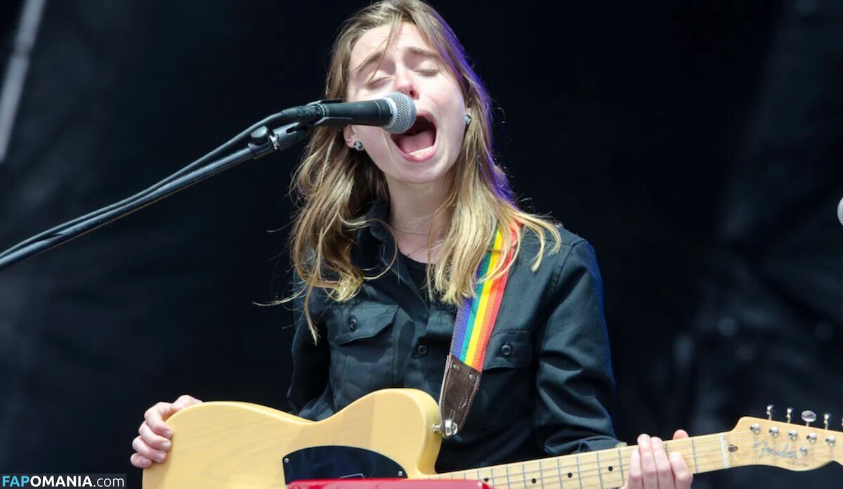 Julien Baker / julienrbaker Naakt OnlyFans  Gelekte foto #5
