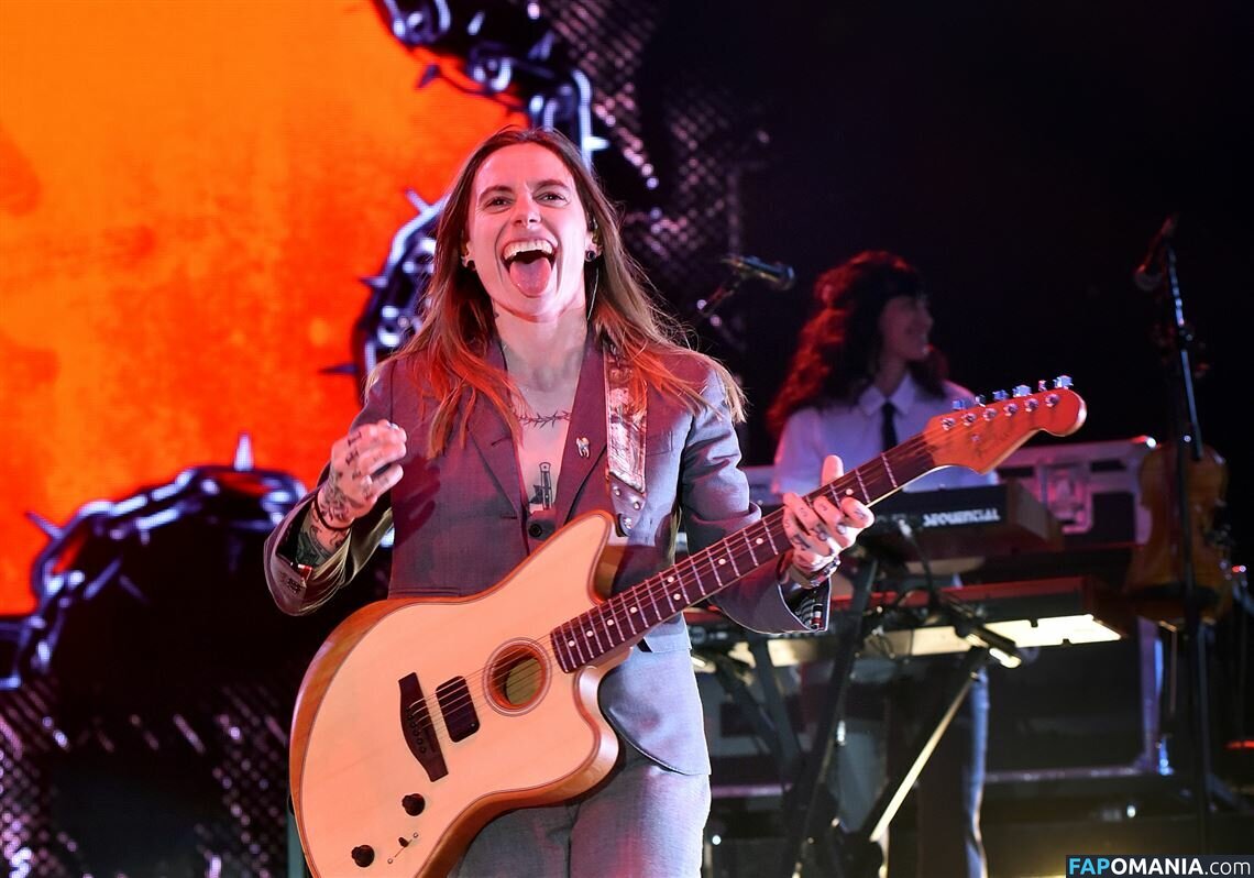 Julien Baker / julienrbaker Naakt OnlyFans  Gelekte foto #14