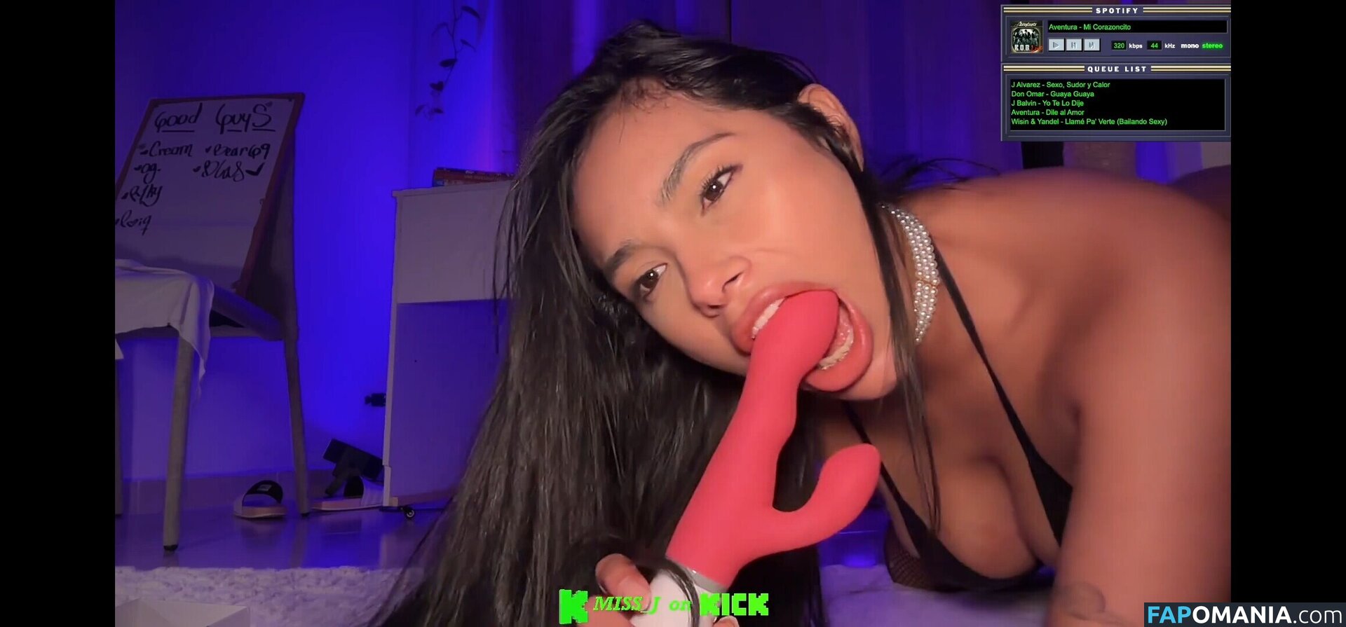 JuliMedCo Naakt OnlyFans  Gelekte foto #2