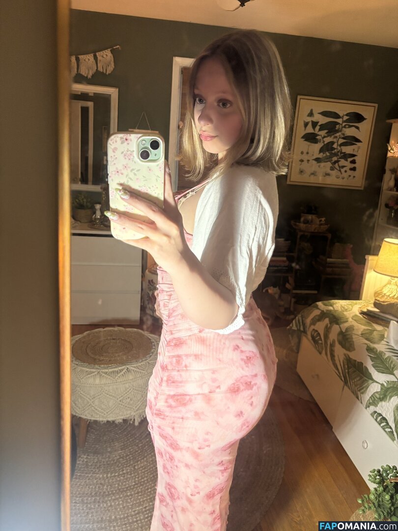 https: / juls.meow Naakt OnlyFans  Gelekte foto #1