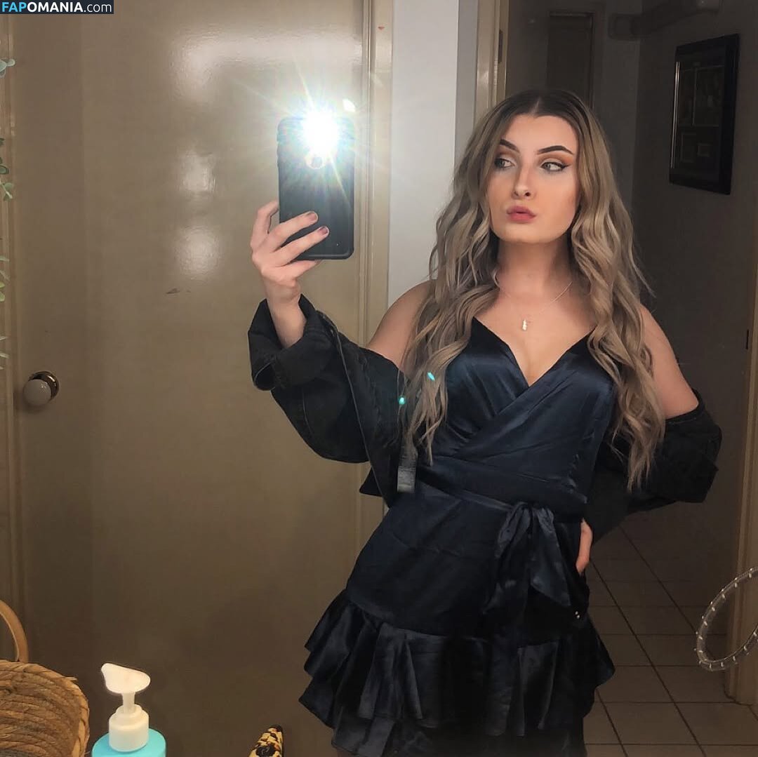 __julsssx / julsxxx Naakt OnlyFans  Gelekte foto #1