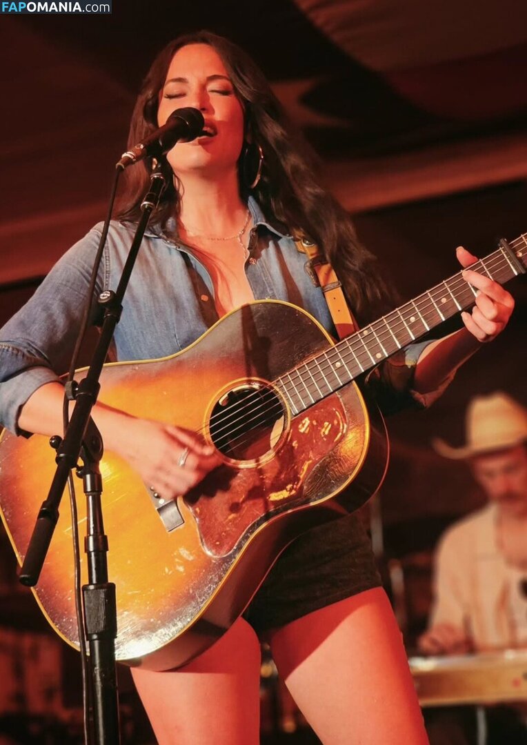 Kacey Musgraves / heavenlyyhazel / spaceykacey Naakt OnlyFans  Gelekte foto #28