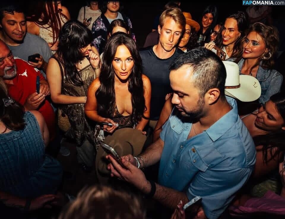 Kacey Musgraves / heavenlyyhazel / spaceykacey Naakt OnlyFans  Gelekte foto #36