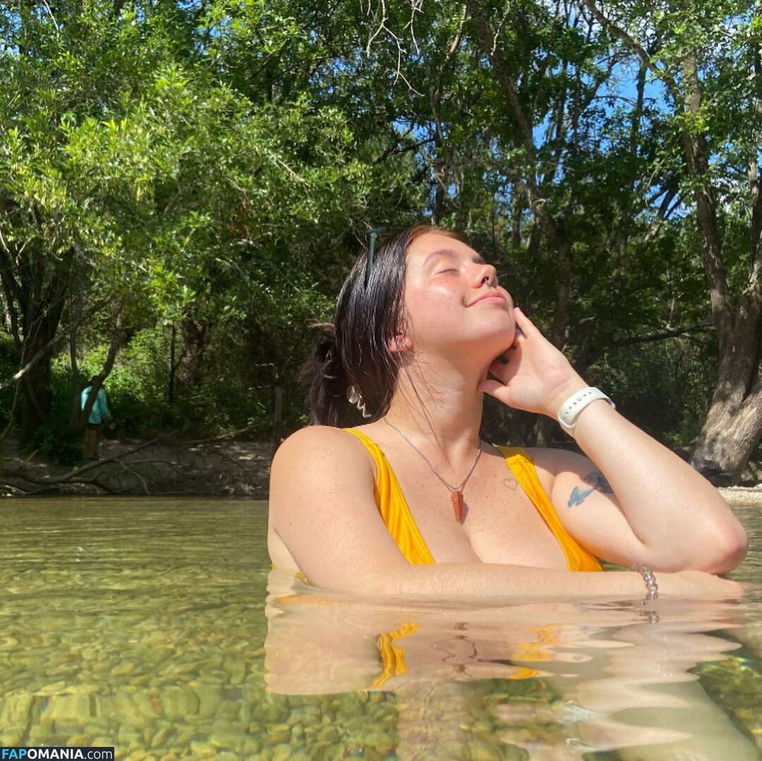 Kaitlyn Nicole / __kaitlynicole_ / https: / kaitlynnicole.music / nicolette38 Naakt OnlyFans  Gelekte foto #5