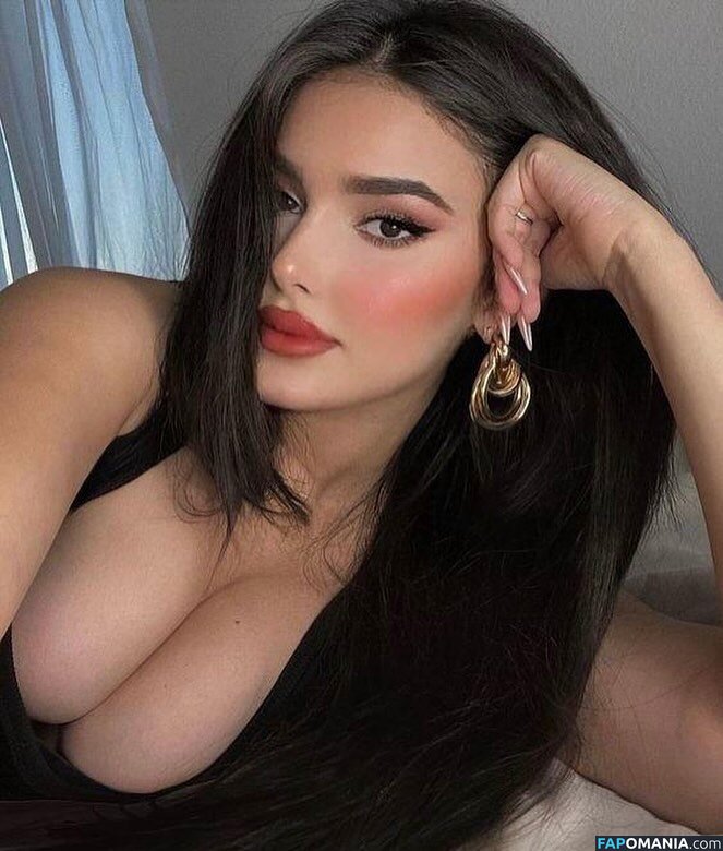 Karimasadani / Karithecherry / karimazingg Naakt OnlyFans  Gelekte foto #9