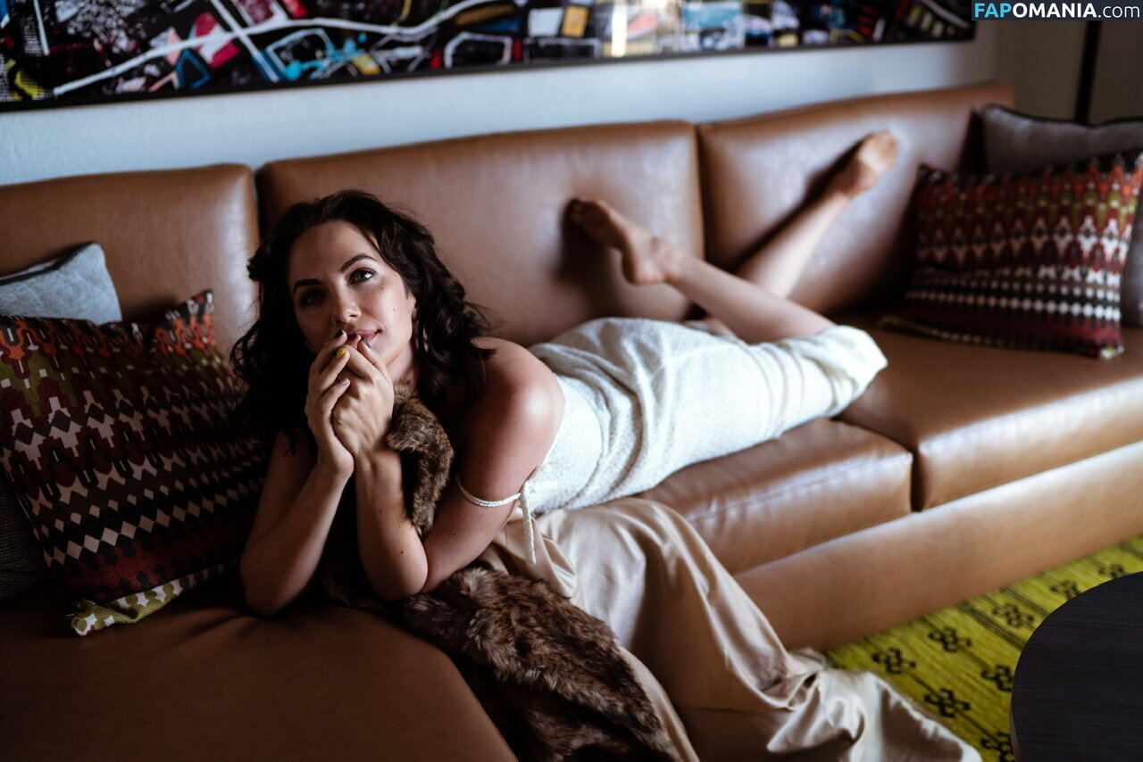 Kate Siegel Naakt OnlyFans  Gelekte foto #5