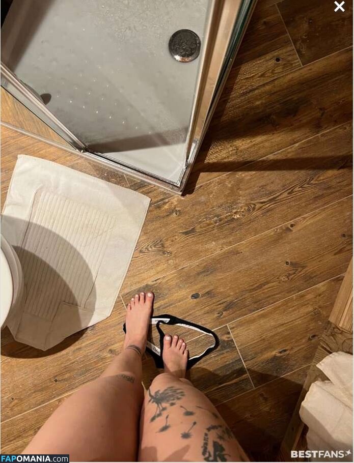 Kati Karenina / https: / katikarenina Naakt OnlyFans  Gelekte foto #2