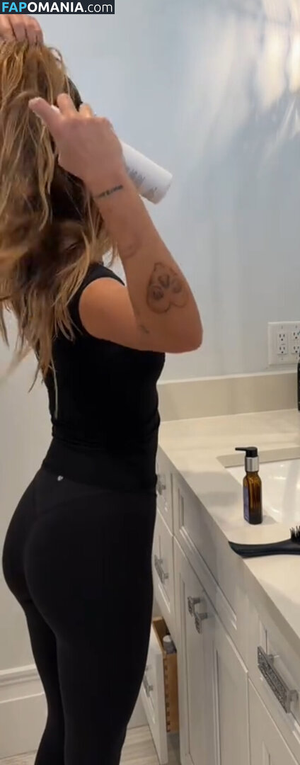 Katie Dillenbeck / katievsaliens Naakt OnlyFans  Gelekte foto #10