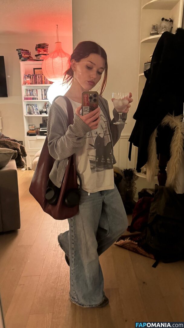 Katie Douglas / katiedouglas98 Naakt OnlyFans  Gelekte foto #1