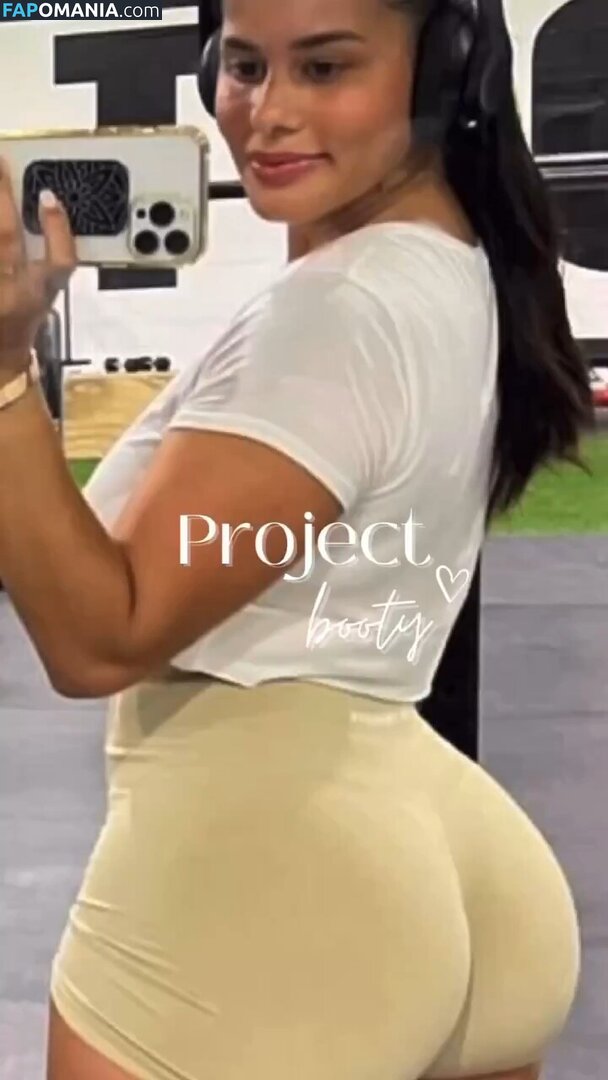 Katya Elise Henry / katyaelisehenry / katyaelisehenrysworld Naakt OnlyFans  Gelekte foto #1071