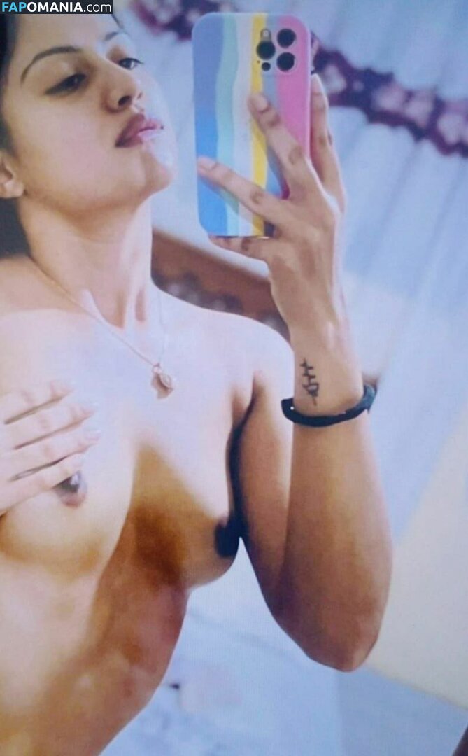 Kavindya Dulshani / kavindyadulshani Naakt OnlyFans  Gelekte foto #2