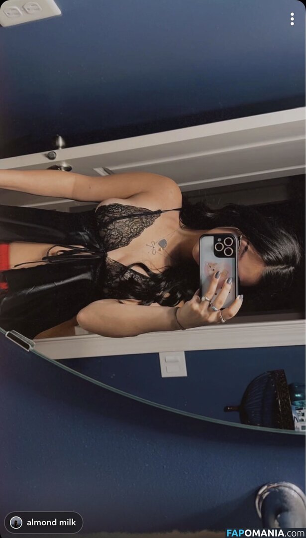 extrablush / kaylielvin Naakt OnlyFans  Gelekte foto #3