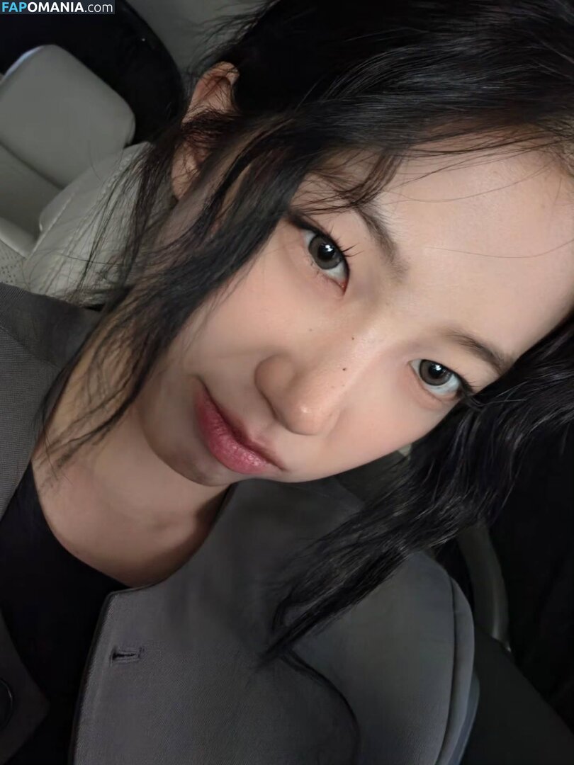 Kazuha Nakamura 中村 一葉 / LESSERAFIM / zuhazana Naakt OnlyFans  Gelekte foto #9
