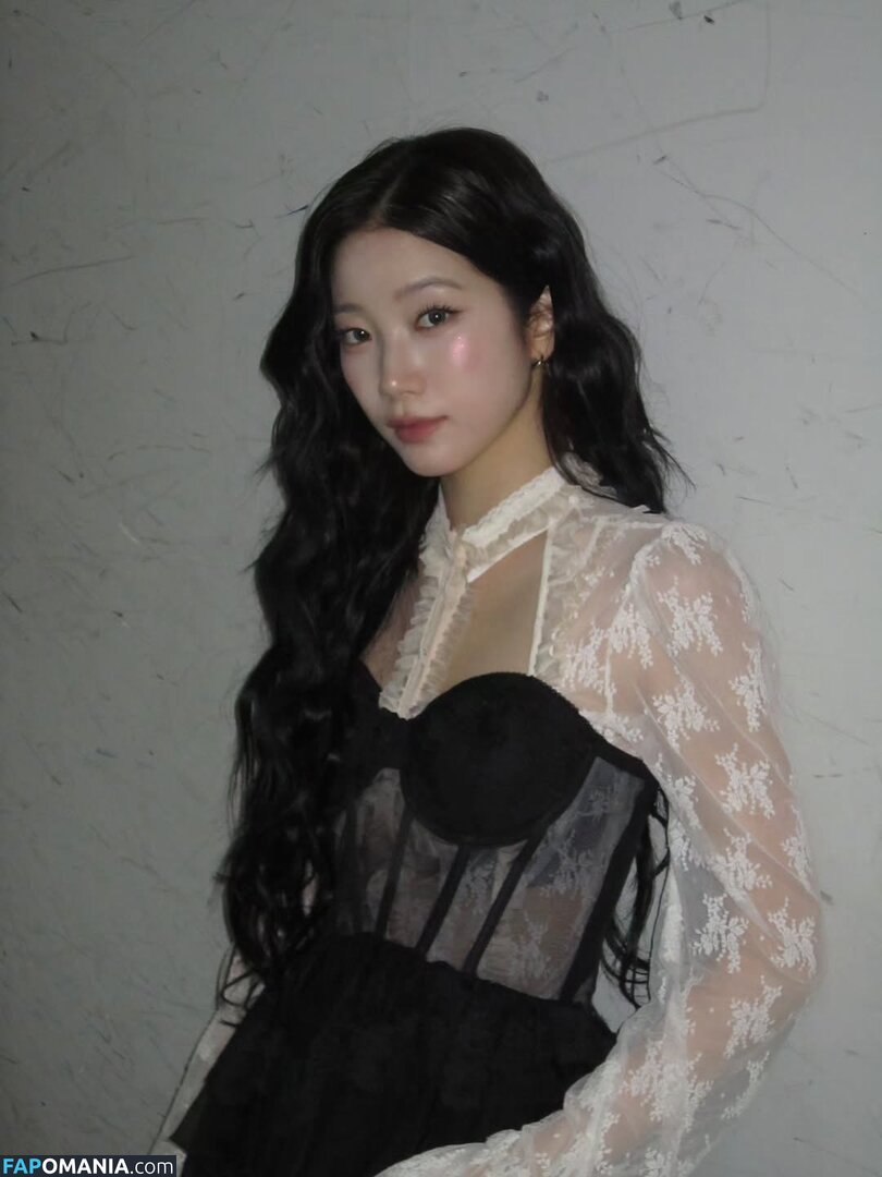 Kazuha Nakamura 中村 一葉 / LESSERAFIM / zuhazana Naakt OnlyFans  Gelekte foto #22