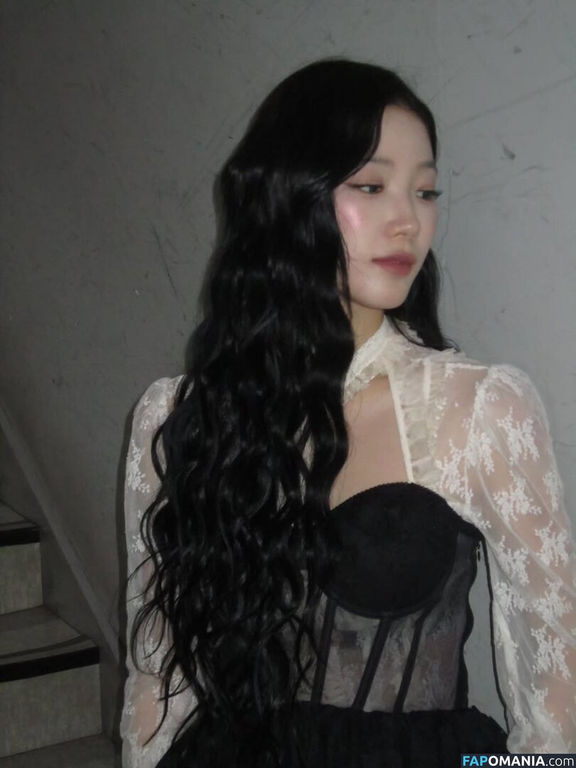 Kazuha Nakamura 中村 一葉 / LESSERAFIM / zuhazana Naakt OnlyFans  Gelekte foto #23