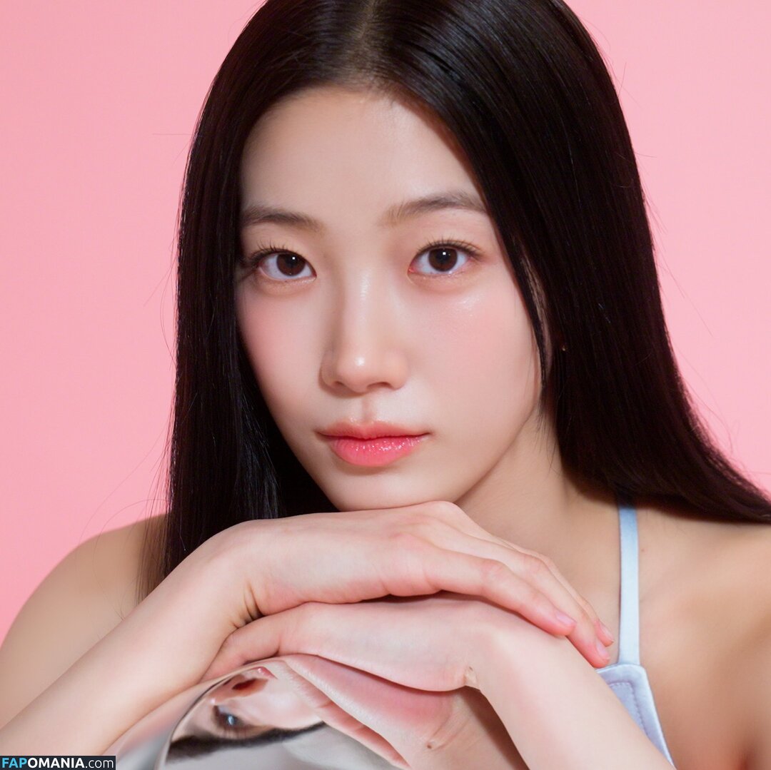 Kazuha Nakamura 中村 一葉 / LESSERAFIM / zuhazana Naakt OnlyFans  Gelekte foto #38