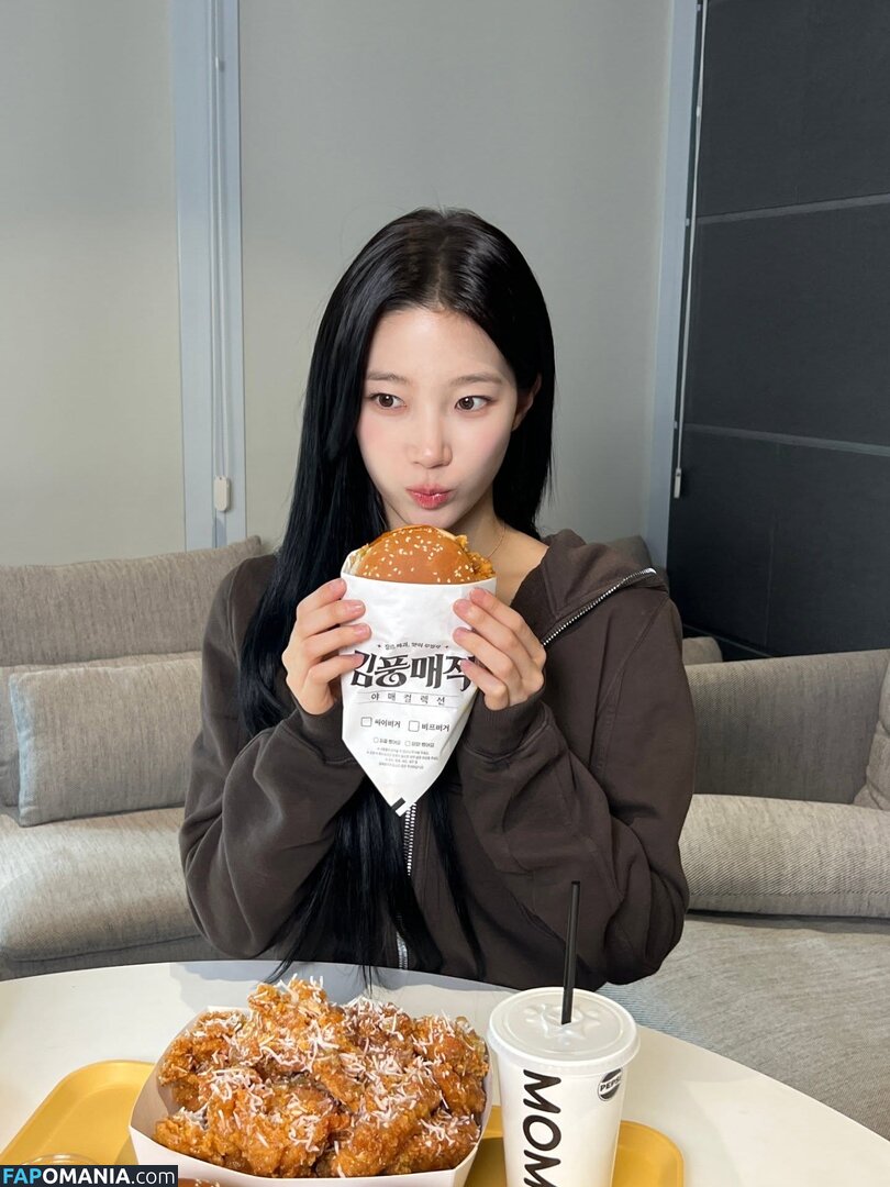 Kazuha Nakamura 中村 一葉 / LESSERAFIM / zuhazana Naakt OnlyFans  Gelekte foto #45