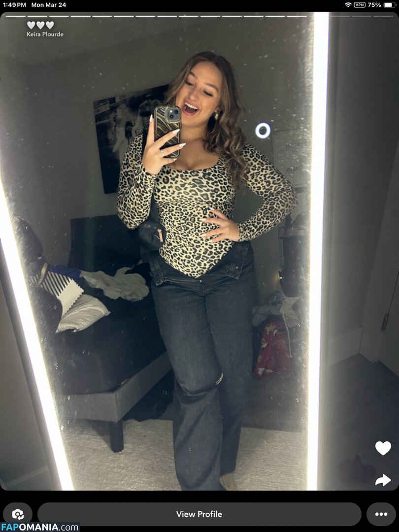 Keira Plourde / keira_plourde12 Naakt OnlyFans  Gelekte foto #1