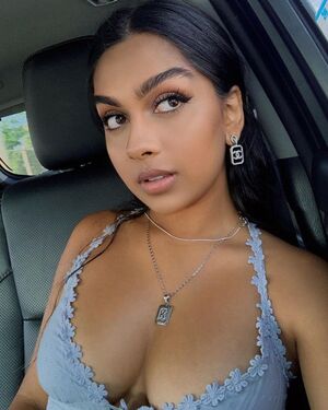 kelliexny