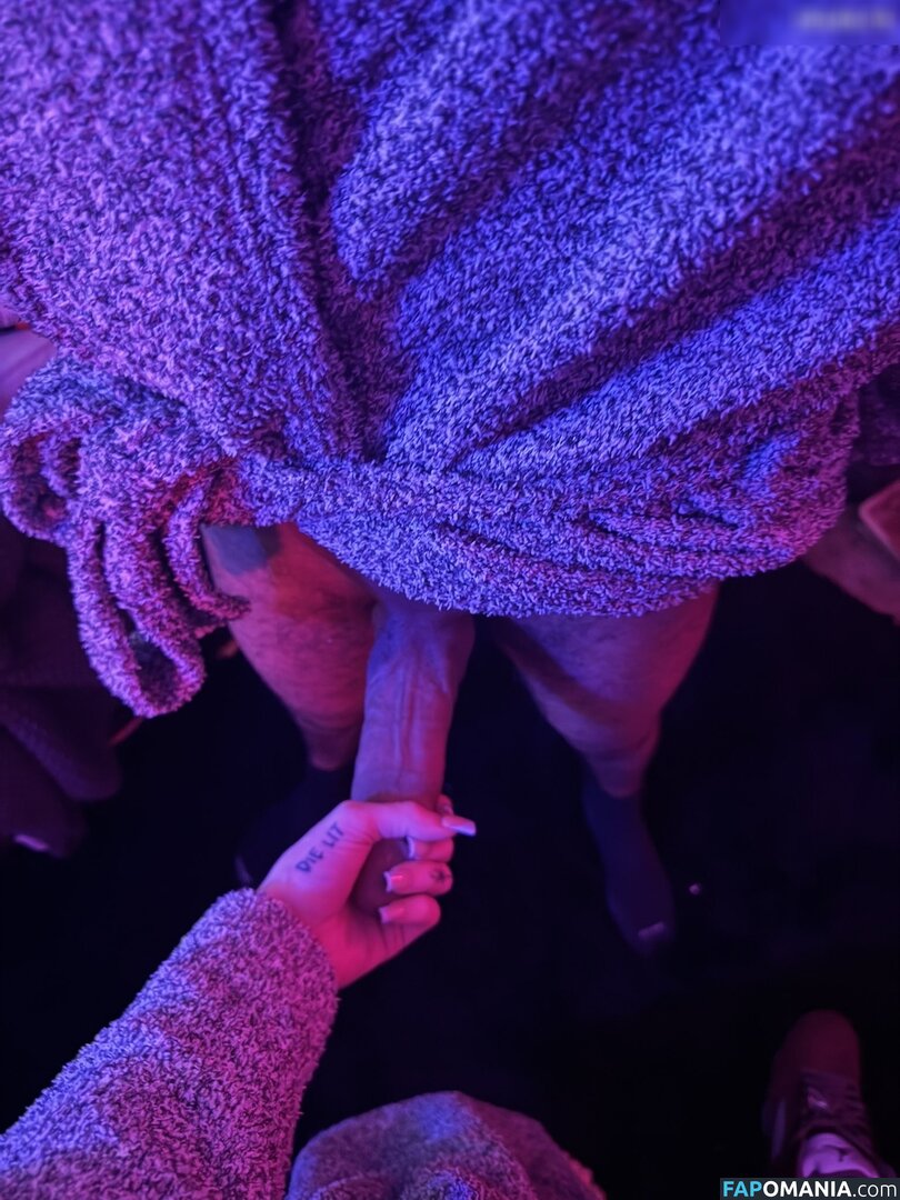 Kendalluvxx / kendalluvx / kxndalo Naakt OnlyFans  Gelekte foto #126