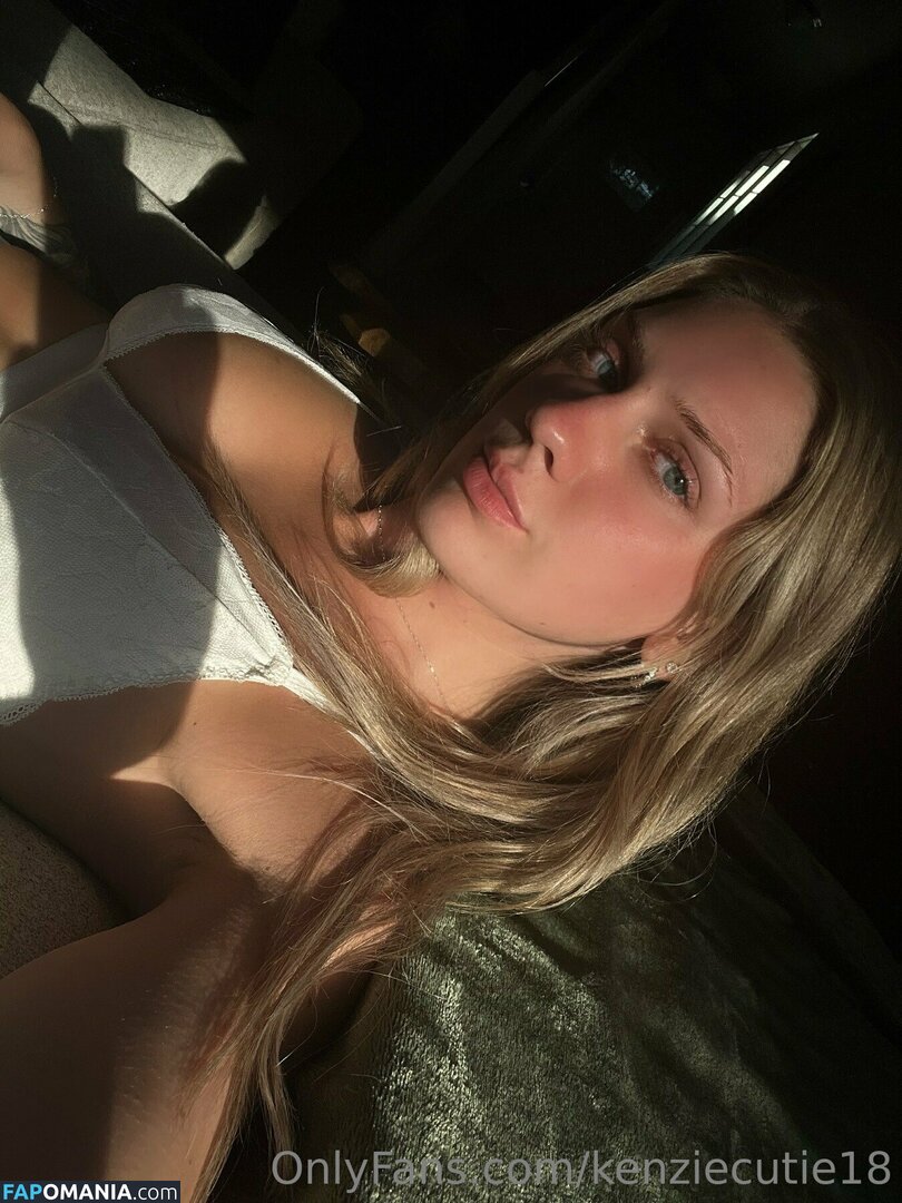 kenziecutie18 / kkenziee_18 Naakt OnlyFans  Gelekte foto #56