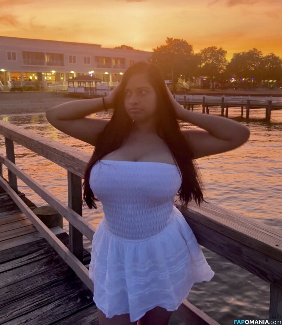 Kerenmorales677 / keren_.moralesss Naakt OnlyFans  Gelekte foto #2