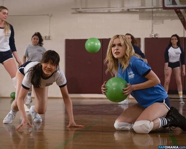 AdventuresSabrina / Kiernan Shipka / kiernanshipka Naakt OnlyFans  Gelekte foto #469