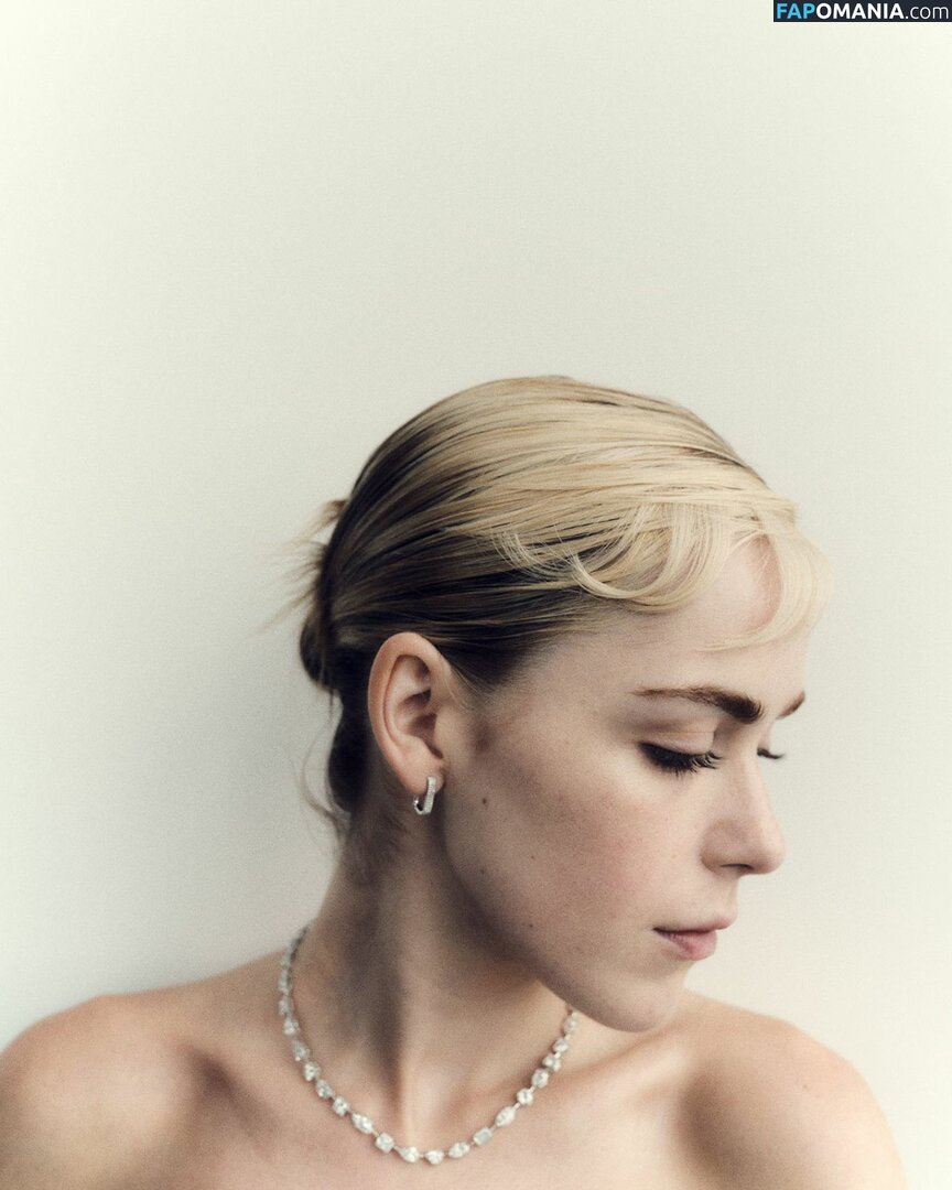 AdventuresSabrina / Kiernan Shipka / kiernanshipka Naakt OnlyFans  Gelekte foto #679