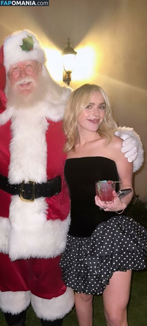 AdventuresSabrina / Kiernan Shipka / kiernanshipka Naakt OnlyFans  Gelekte foto #686