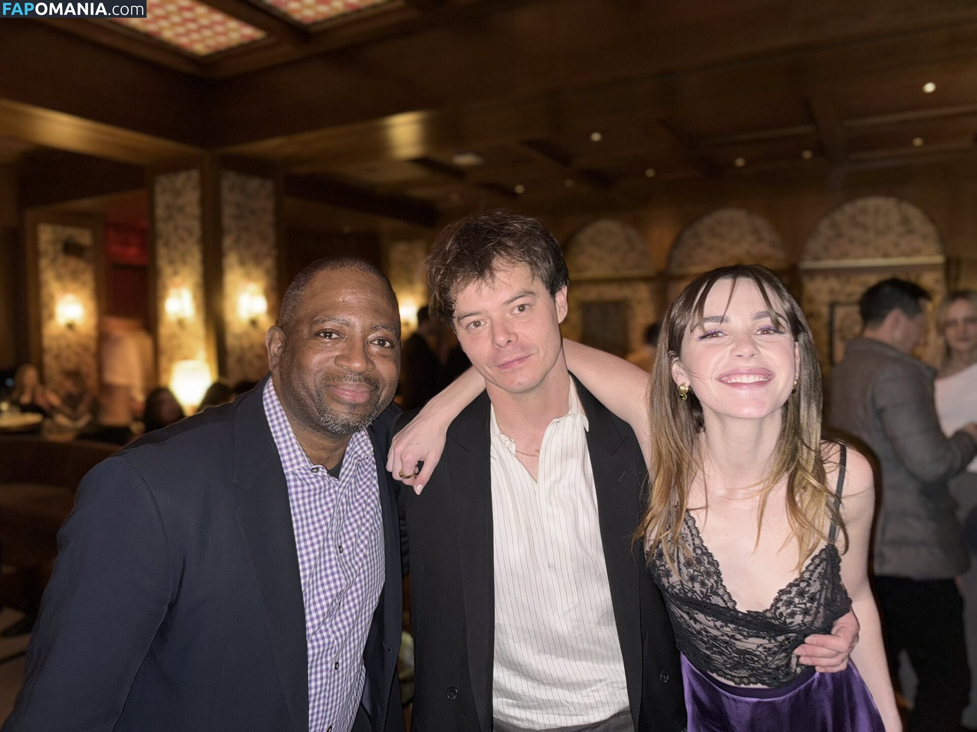 AdventuresSabrina / Kiernan Shipka / kiernanshipka Naakt OnlyFans  Gelekte foto #1555