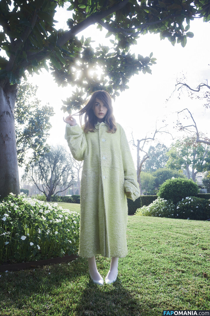 AdventuresSabrina / Kiernan Shipka / kiernanshipka Naakt OnlyFans  Gelekte foto #1558