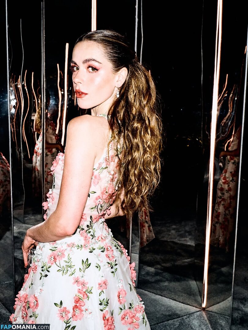 AdventuresSabrina / Kiernan Shipka / kiernanshipka Naakt OnlyFans  Gelekte foto #1565