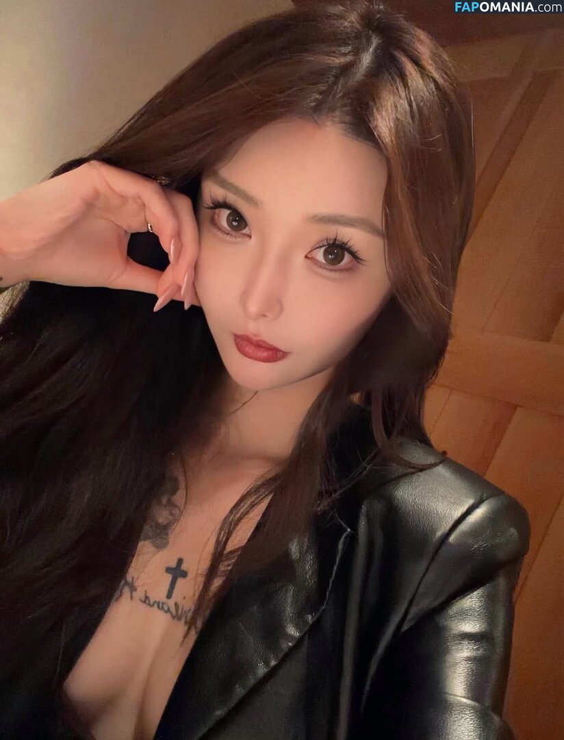 kiligkira Naakt OnlyFans  Gelekte foto #8
