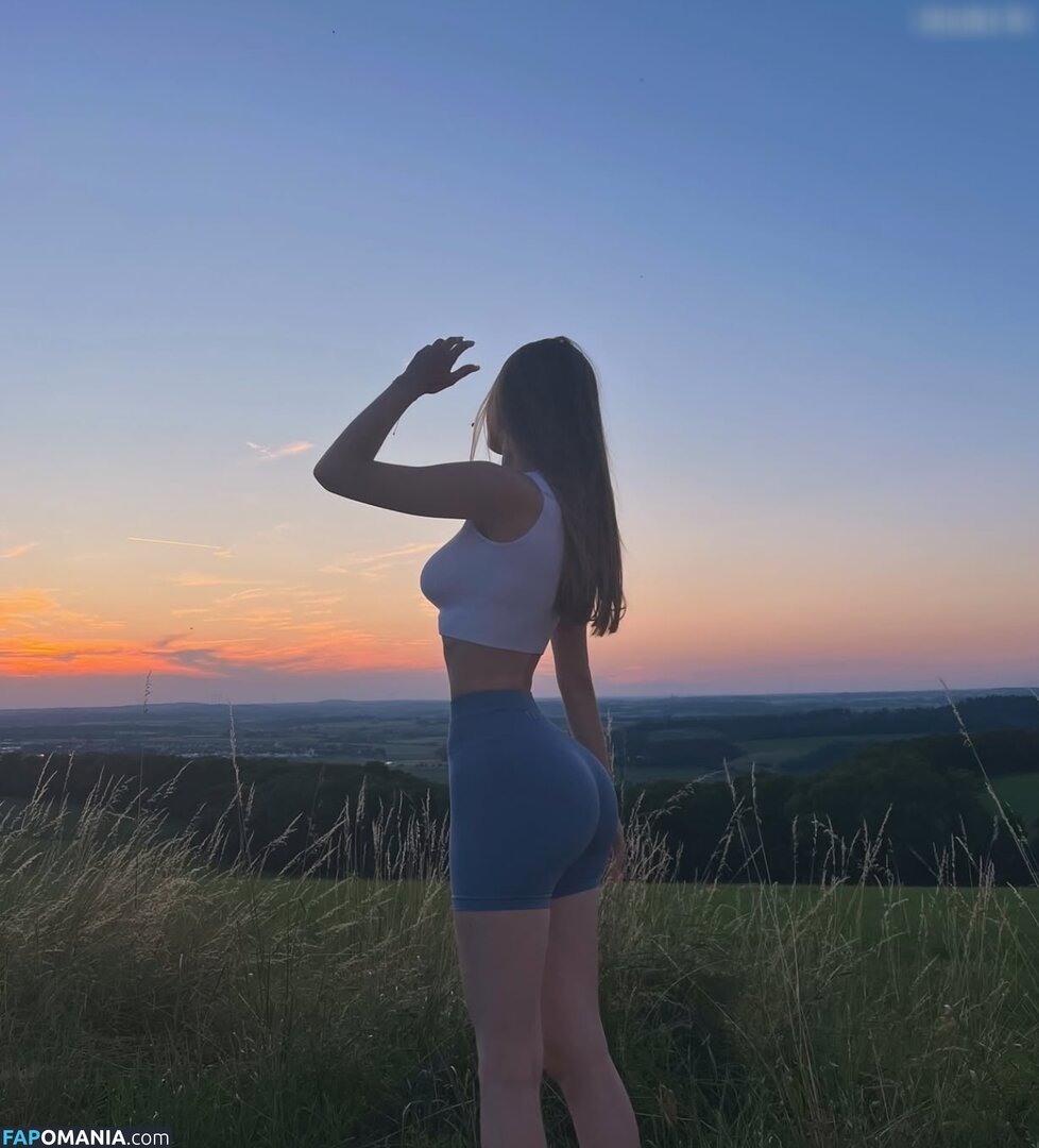 Kim Jule / kim___jule / kim__jule / kimjule / kims__secret Naakt OnlyFans  Gelekte foto #36